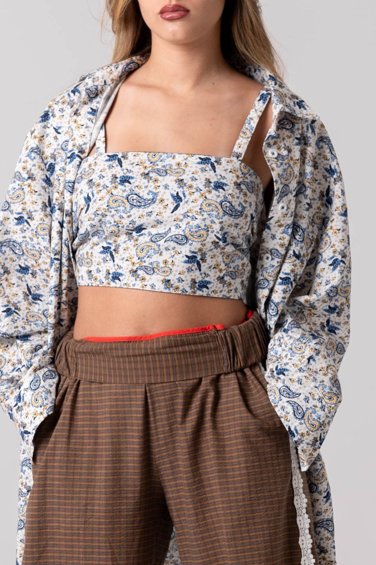 Crop top estampado reversível