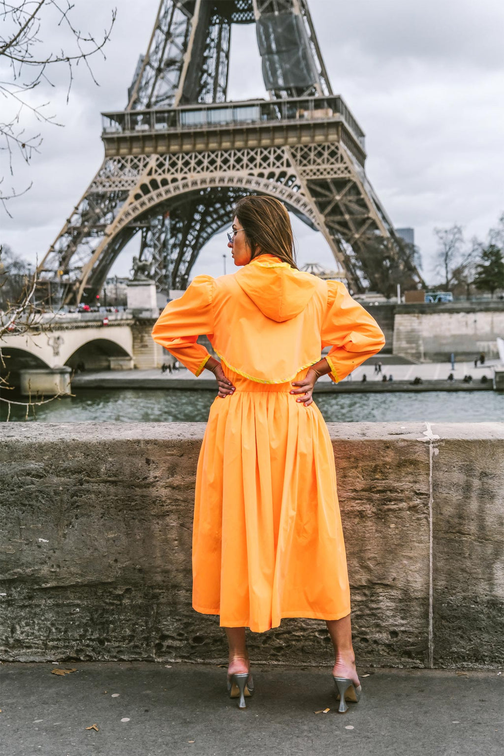 Parka Oversized com Capuz Laranja Flúor